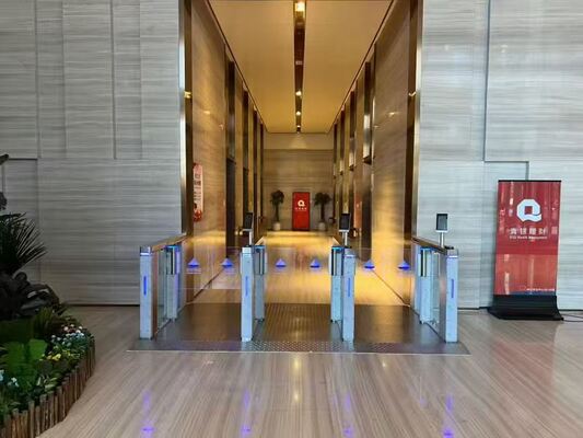 購入 顔認証スピードゲート ターンスタイル アルミニウム素材 RFID QRコードリーダー 自動セキュリティゲート online manufacture