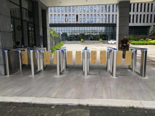 お買い得 回転木戸の保証ドア半分の高さの振動障壁の回転木戸のゲート オンライン