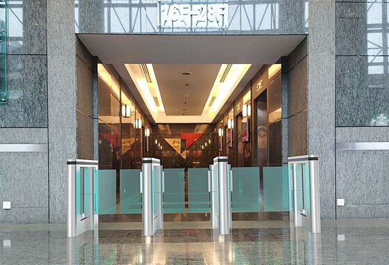 お買い得 800mmの車線のアクリルの葉が付いている半分の高さの振動障壁のゲート オンライン